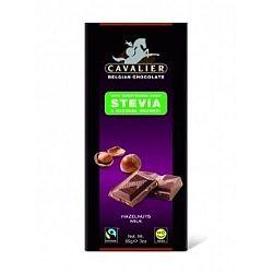 Cavalier mogyoródarabos tejcsokoládé steviával, 85 g